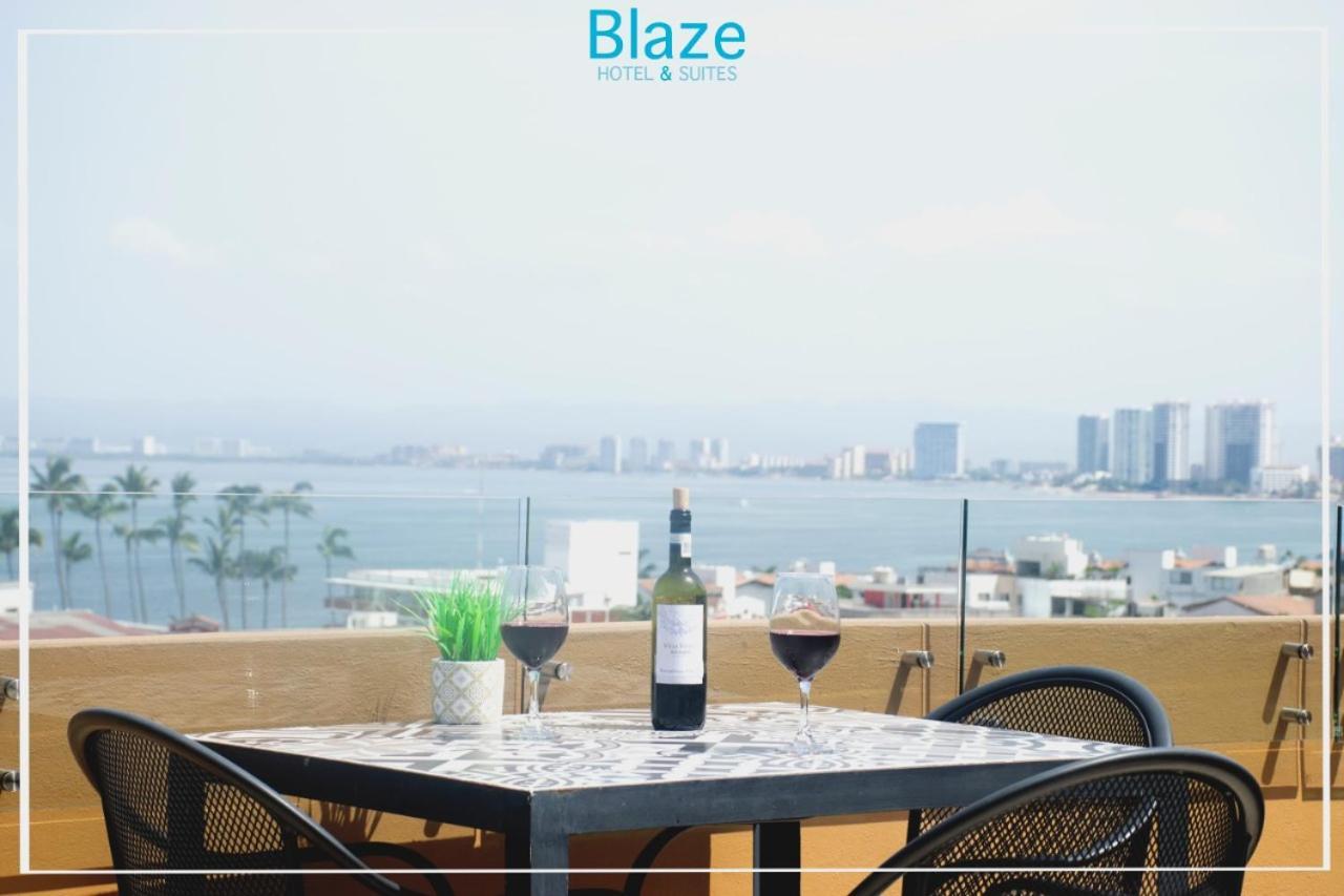 Blaze Hotel & Suites Puerto Vallarta Eksteriør billede