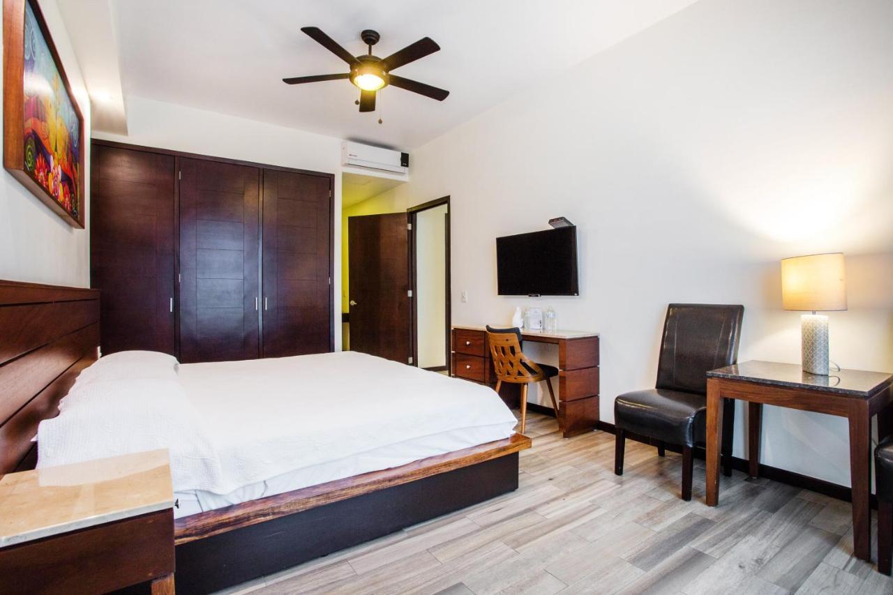 Blaze Hotel & Suites Puerto Vallarta Eksteriør billede