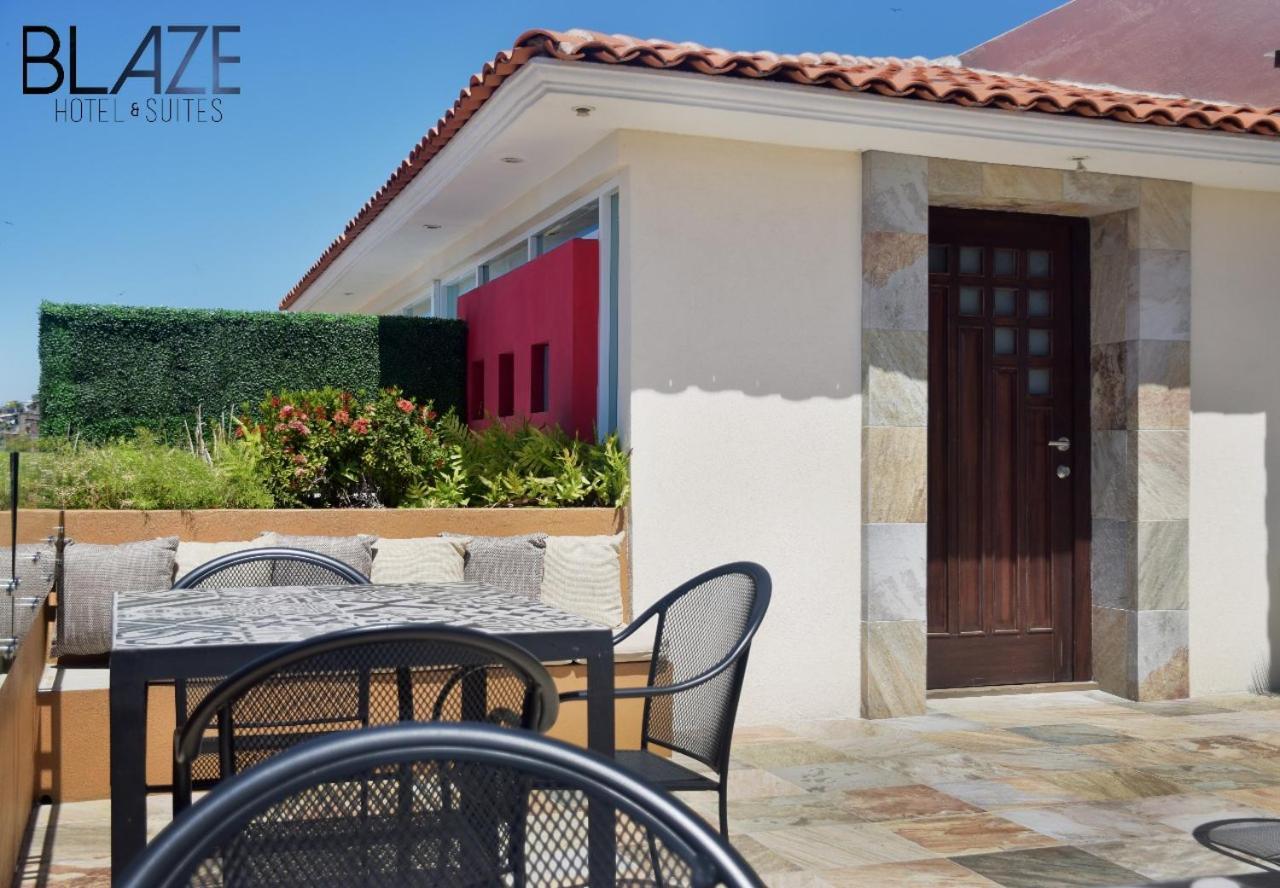 Blaze Hotel & Suites Puerto Vallarta Eksteriør billede